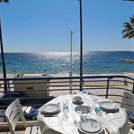 Apartment Beau T1 Bis Climatise La Caravelle Les Pieds Dans L'eau Antibes